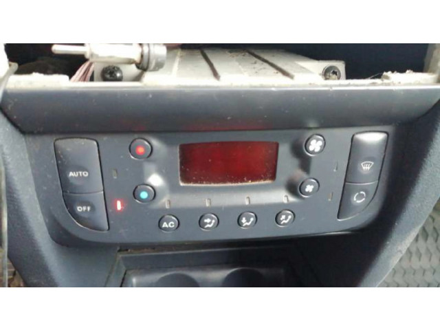 Блок управления климат-контролем 8200352853, 69530005   Renault Clio III