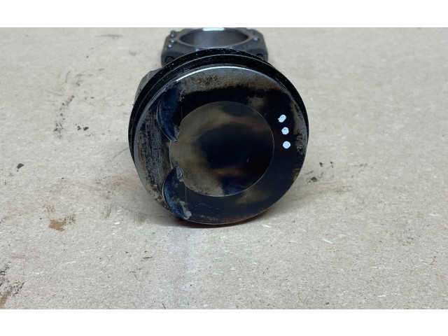 Píst 06HBP Audi A5 8T 8F