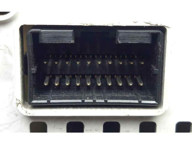 Панель приборов 2.CONECTORES Hyundai Getz