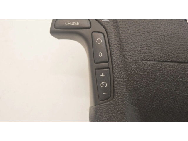 Подушка безопасности водителя 30754327   Volvo XC70