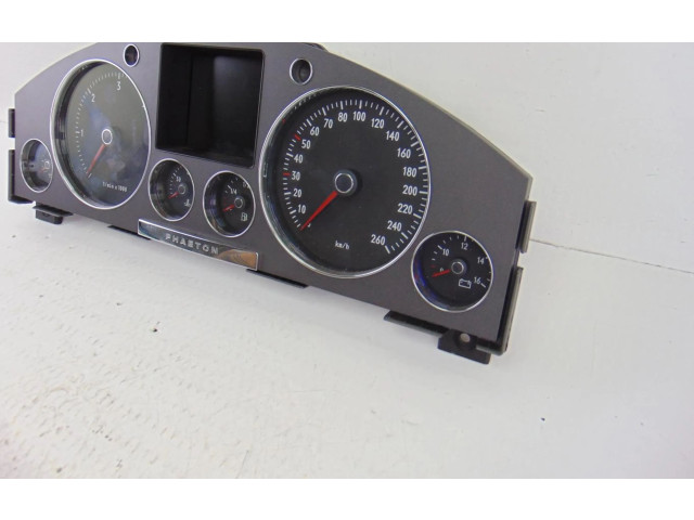 Панель приборов 3D0920885A   Volkswagen Phaeton       