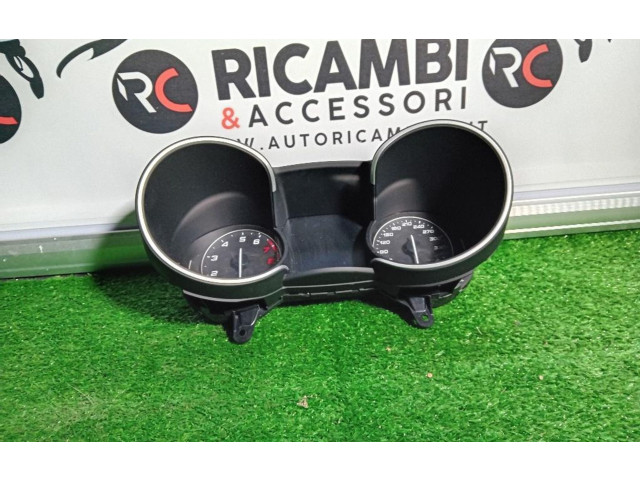 Přístrojová deska  Alfa Romeo GT 2009 50518254  