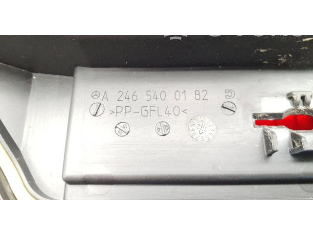 Блок предохранителей A2465400182, A2465410905 Mercedes-Benz A W176