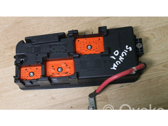 Блок предохранителей 13190370 Vauxhall Vectra C