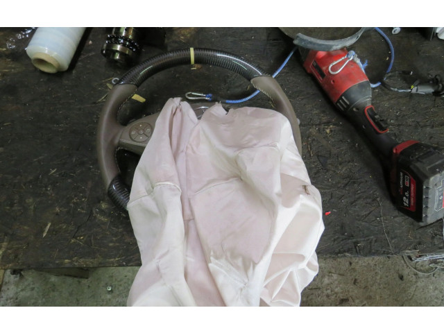 Volant Mercedes-Benz ML AMG W164 2007