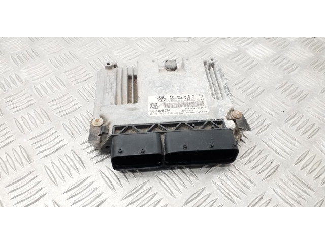 Блок управления двигателем Блок управления 03L906018QL Skoda Yeti (5L)