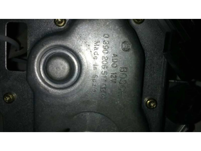 Моторчик заднего дворника 0390206517 Mitsubishi Carisma