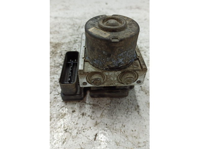 Jednotka ABS    Volkswagen Caddy 2003