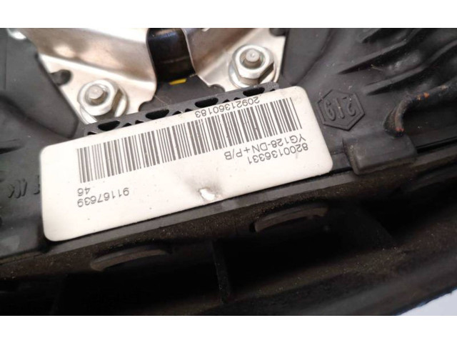 Подушка безопасности водителя 8200136331   Renault Trafic II (X83)