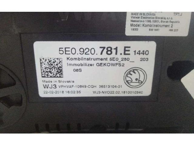 Панель приборов 5E0920781E Skoda Octavia Mk3 (5E)