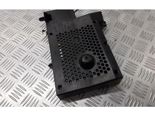 Блок предохранителей 51778008, 503440200506 Fiat Linea