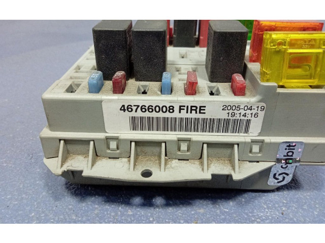 Блок управления двигателем Блок управления 51779527, 51779527 Fiat Albea