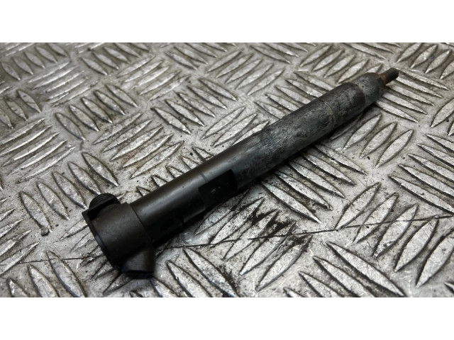 Vstřikovač A6510700587   Mercedes-Benz C W204  pro naftový motor 2.1  