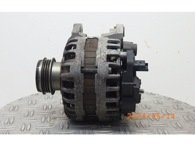 Генератор 231008386R Dacia Sandero