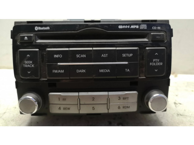 Радио/ проигрыватель CD/DVD / навигация