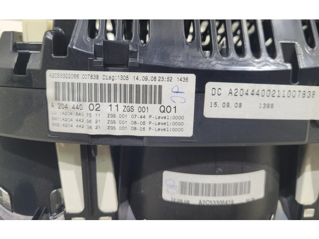 Панель приборов A2044400211 Mercedes-Benz GLK (X204)