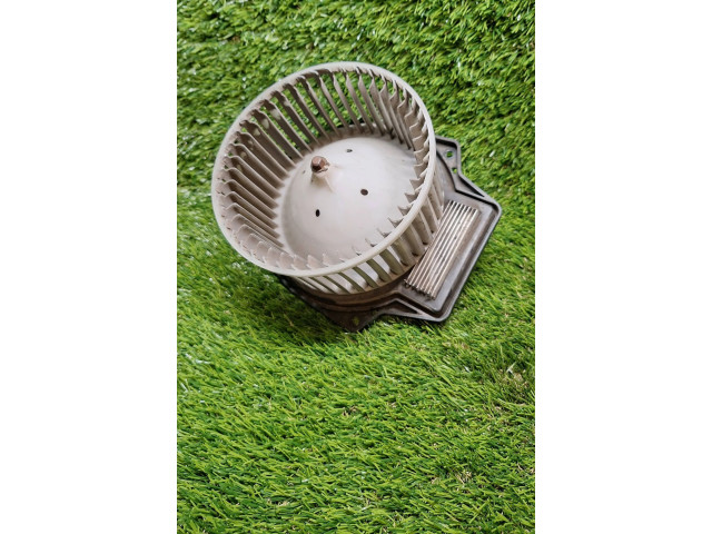 Вентилятор печки       Subaru Forester SG