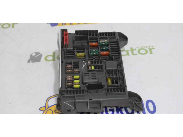 Pojistková skříňka 61146931687 BMW X6 E71 2010