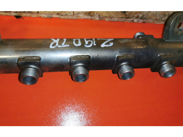 Топливная рампа 55213269, 006272 Saab 9-3 Ver2