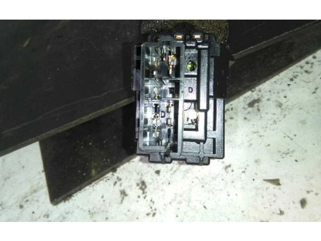 Ручка стеклоочистителей 96187139ZL   Peugeot 306