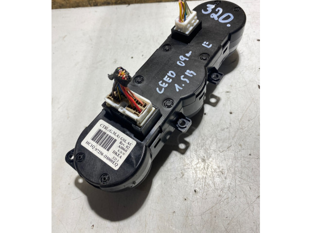 Блок управления климат-контролем 97250-1   KIA Ceed