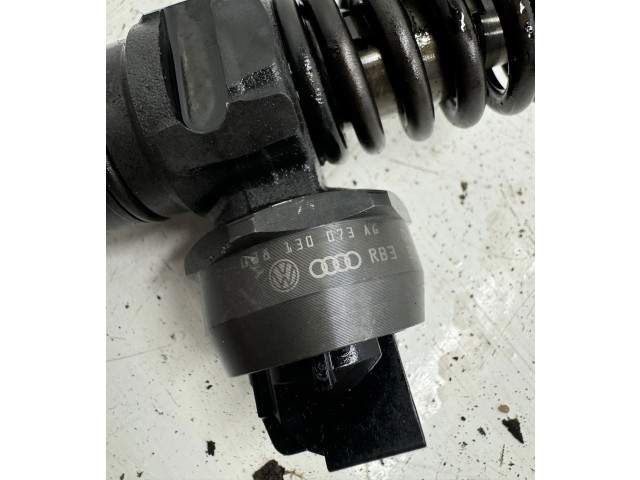 Комплект форсунок 038130073AG, 0414720215    Volkswagen Touran I  BKC 