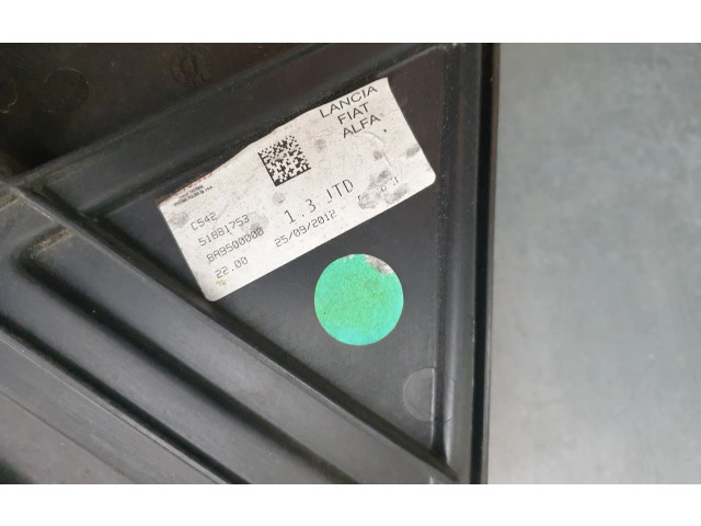 Вентилятор радиатора 51881753, 8A9410000 Fiat 500L