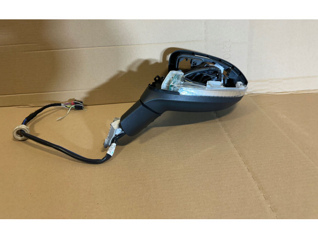 Зеркало электрическое        Volkswagen Golf VIII  2019 -  года   