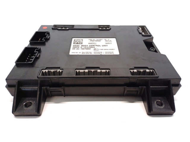 Блок комфорта 1010907-00-G Tesla Model S