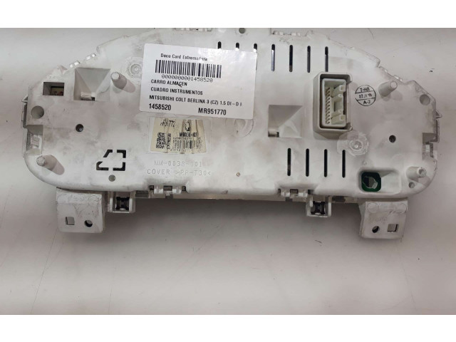 Панель приборов MR951770, MR951770 Mitsubishi Colt