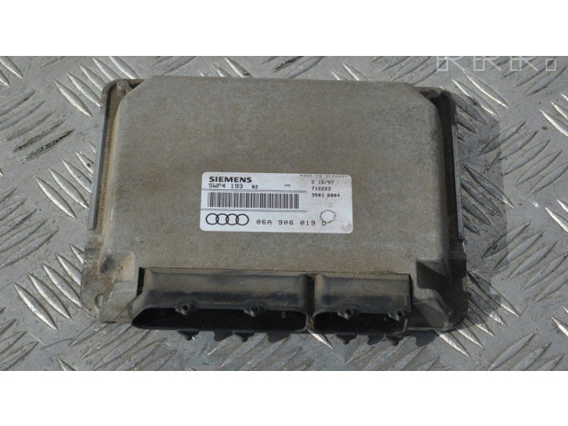 Řídící jednotka 06A906019D Audi A3 S3 8L 1998