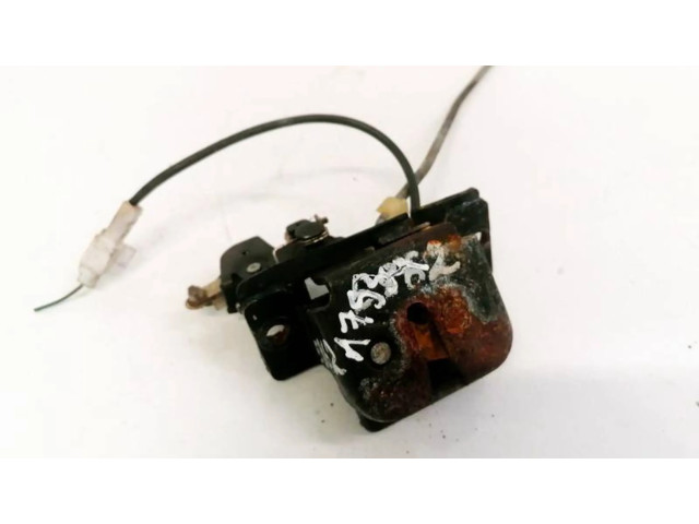 Zámek zadních dveří Iveco Daily 40.8 2001