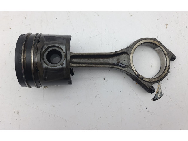 Píst    Land Rover Range Rover Sport L320     