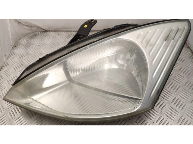 Передняя фара