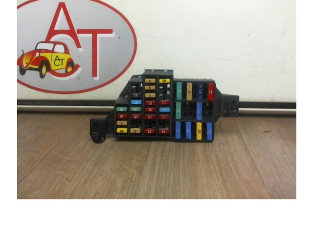Блок предохранителей  8200790426, 8200790426   Dacia Duster    