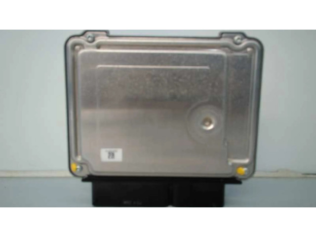 Řídící jednotka 03L906018QH, 0281019900 Audi RS Q3 2014