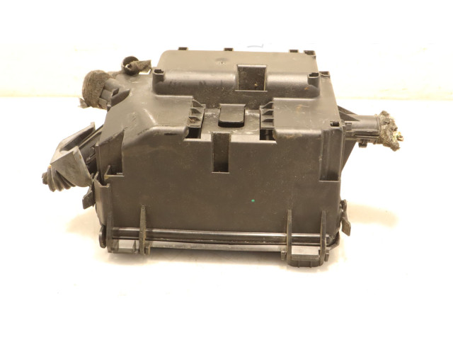 Блок предохранителей     Opel Meriva B    