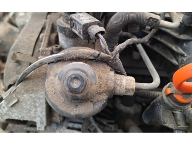 Топливный насос     Skoda Superb B6 (3T)