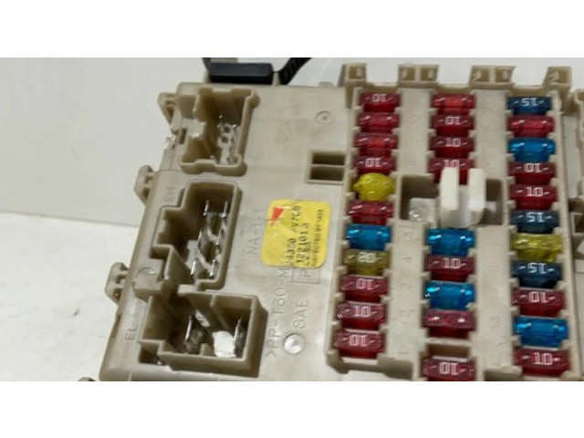 Pojistková skříňka 24350AV700 Nissan Primera 2002