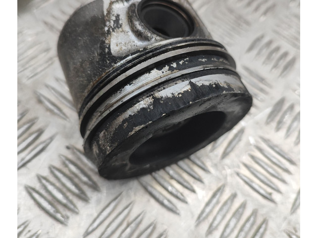 Píst 03G107065C, 038105401J Seat Leon (5F) CEGA