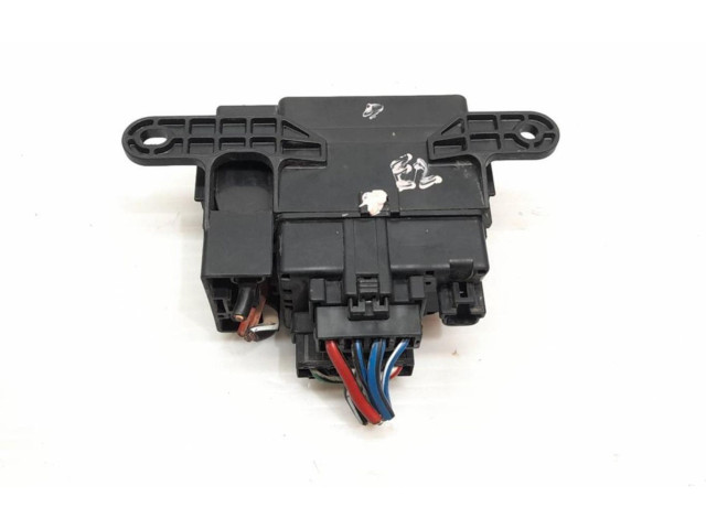 Блок предохранителей UR56 Ford Ranger