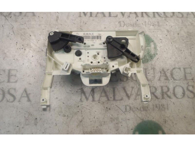 Vstřikovací lišta Nissan Primastar