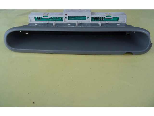 Дисплей    7700421763G   Renault Twingo I