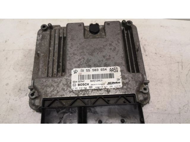 Блок управления двигателя 55583654, 0281018454   Opel Meriva B