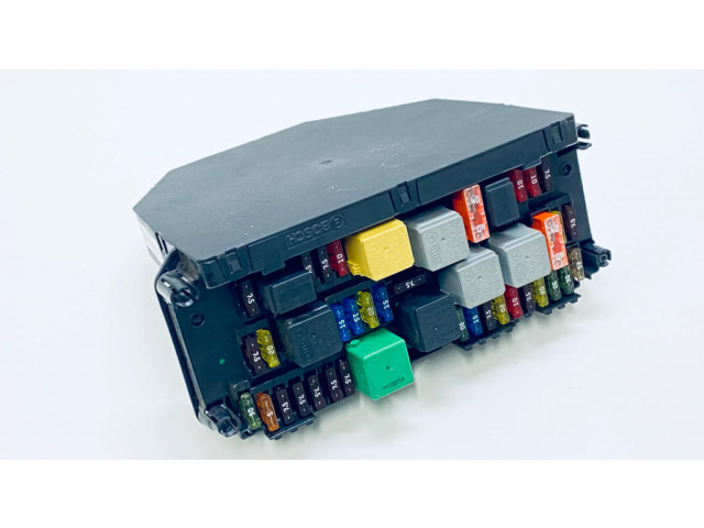 Pojistková skříňka A2129008307 Mercedes-Benz E A207 2013