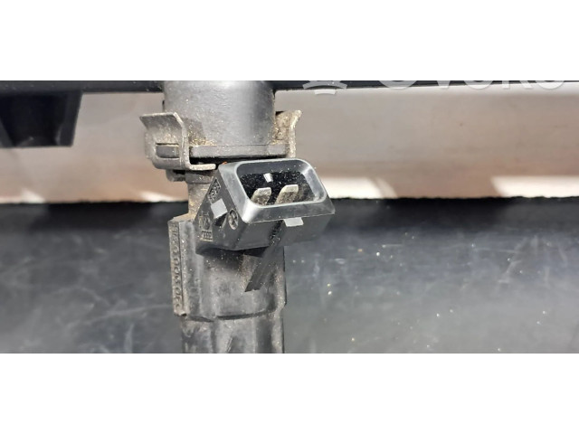 Топливная рампа 030133319L   Volkswagen Polo III 6N 6N2 6NF   для двигателя AFH