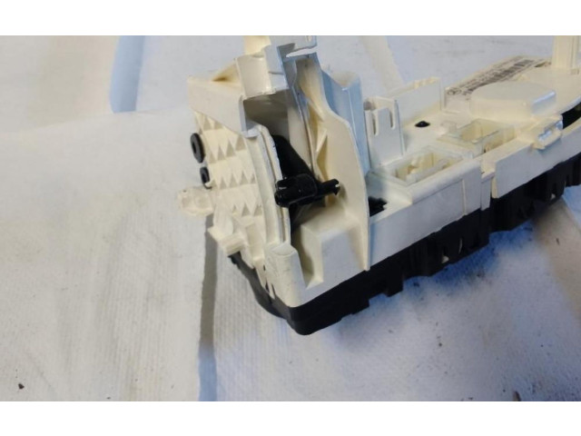 Блок управления климат-контролем A1699000900   Mercedes-Benz A W169