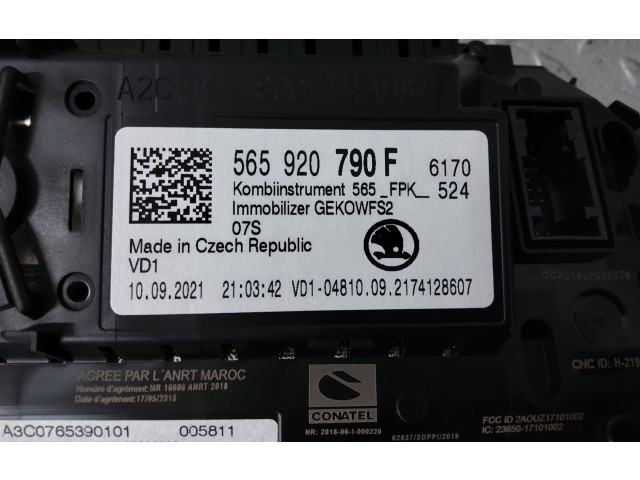 Панель приборов 565920790F Skoda Karoq