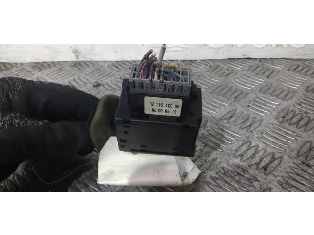 Ручка стеклоочистителей 6239J1 Peugeot 306