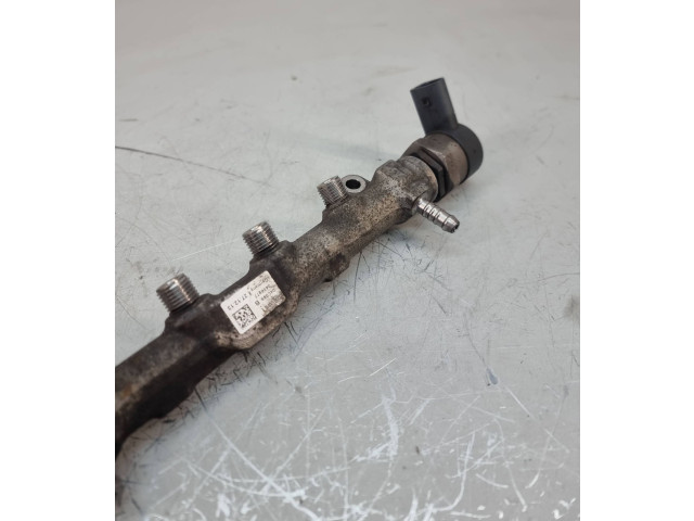 Топливная рампа 057130764ab, 04l089b Skoda Octavia Mk3 (5E)